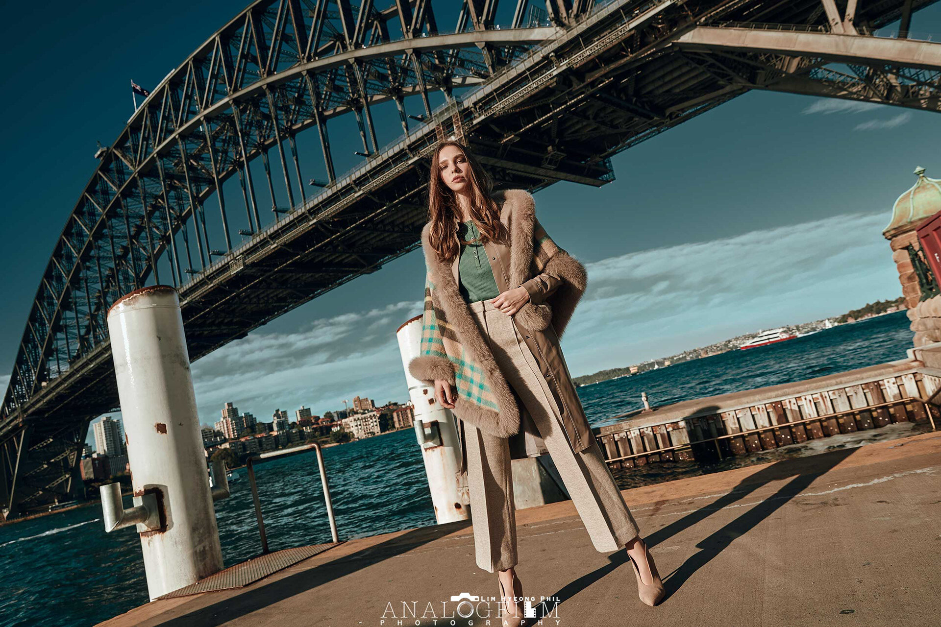 Australia V2 패션 화보 09