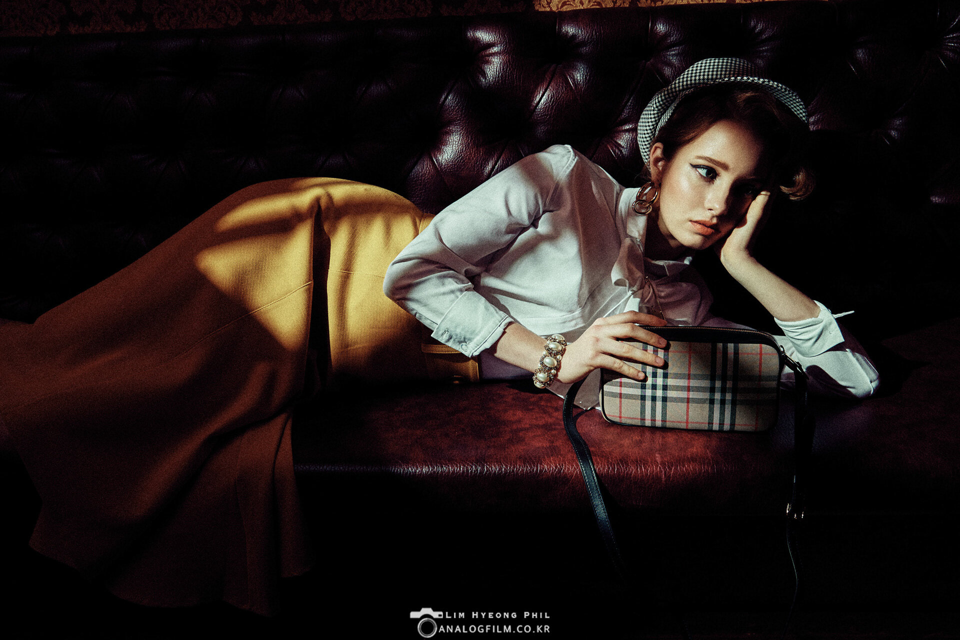 Burberry V2 패션 화보 04