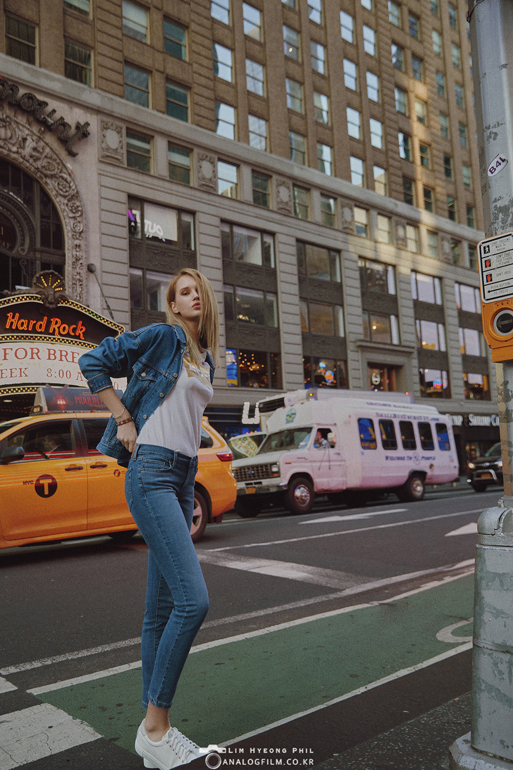 Levis Jeans In New YORK 패션 화보 08